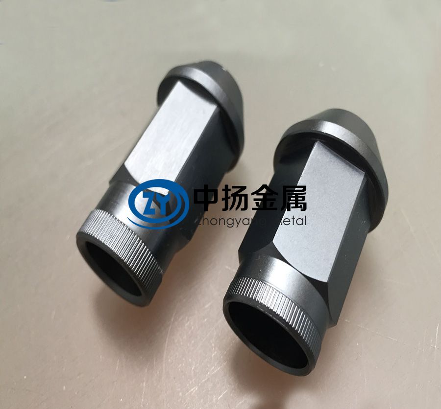 汽車鈦螺絲